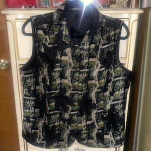 Vintage 90s Reversi Textured Floral Appliqué Sleeveless Vest in Black and Olive